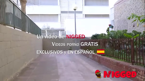 18-year-old student wants anal sex with a big-cocked black guy. Natalyy Hot’s first time on Nigged