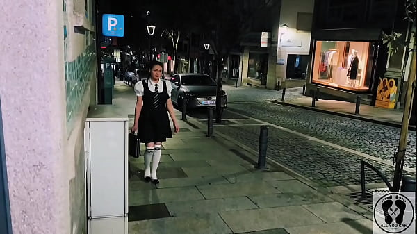 ANA SPEARS CAUGHT BY MASKED STRANGERS BJ FUCK CUMWALK FILM