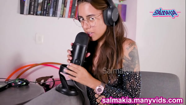 ASMR BLOWJOB JOI- I suck and lick different dildos- Salmakia