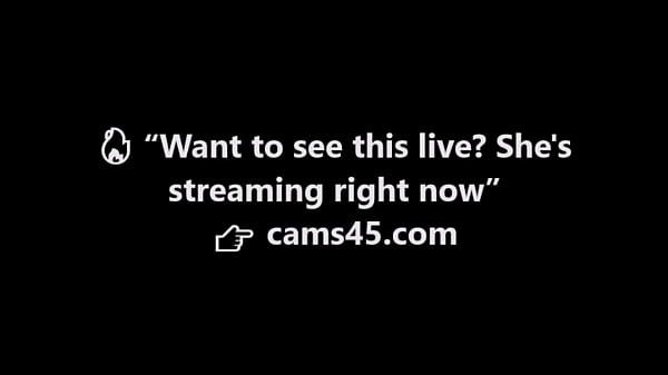 Big ass babe going so wet fingering her asshole in doggy