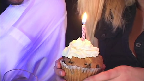 Birthday Blow – Hot Blonde Gets Fucked And Facialled On Her Birthday