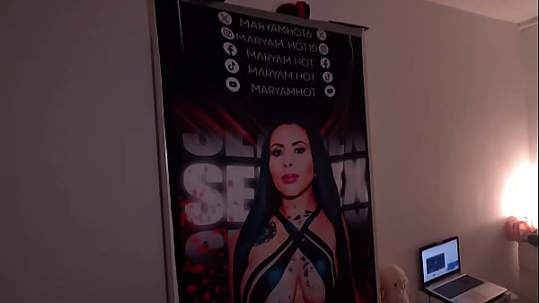 Dando la Bienvenida a la Pornostar Colombiana famosa MILF Maryam Hot