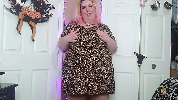 Desperate BBW Orgasms In Sun Dress