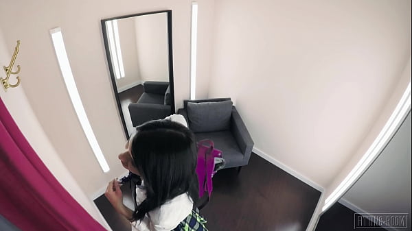 Fitting-Room.19.06.09