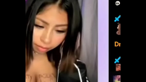 Goldizzi tetona kick