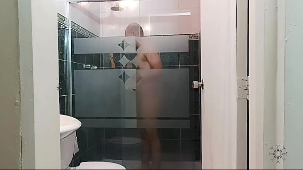 I love how my stepbrother’s cock gets hard when he sees me cleaning.