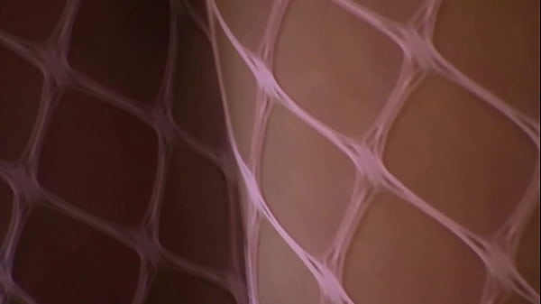 Jenny Welch Gives BF Lap Dance In Pantyhose While He Rips Them Off