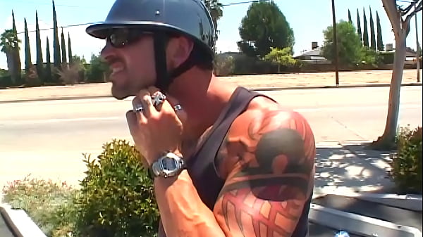 Lexi Cummings Is A Hot Chicks Into Big Dicks