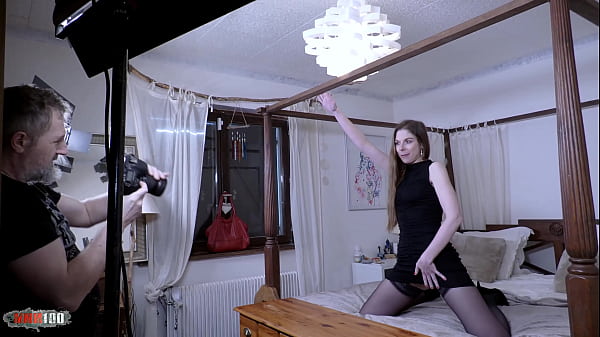 Photo session that turns into sodomy with Belgian milf Alice Maze