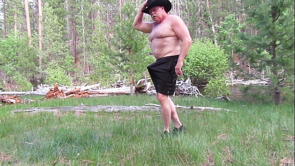 Simscristian05 – update #33 – GETTING NAKED AT THE CREEK – May 27, 2025