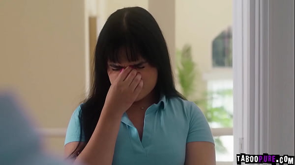 Summer Col lets Tommy Pistol to have sex with her for his offer of leaving the house and getting completley away from her