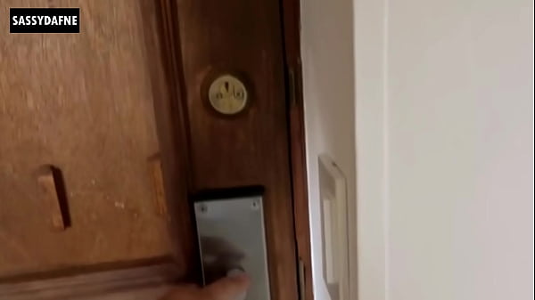 VINO POR ENTREVISTA DE TRABAJO Y SE TERMINA COMIENDO UNA POLLA DE 25 CM