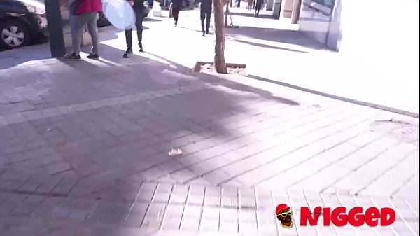 Want to deflower a pornstar’s ass? Nelia Estrada is looking for a good fucker in Nigged