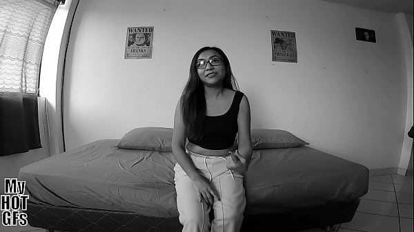 24 meses para que hermosa teen Pía grabe un casting porno