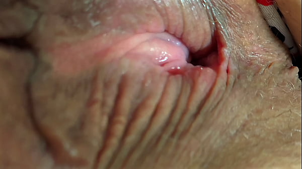 Big ass white granny working out with lots of exercise stretching – BBW SSBBW flashing and showing her phat booty and meaty pussy close up