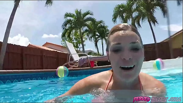 Fucking stepmom by the pool was amazing!