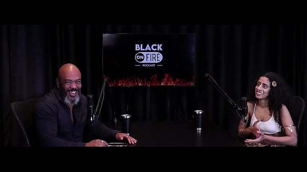 Gosta de gordas, quer continuar solteira, está louca pra dar o cu, e o vibrador que a mãe lhe deu… – Bibi Hourani (WATCH ON: SHEER/RED)