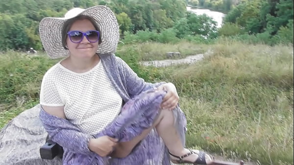 Hairy mature upskirt on the carriage