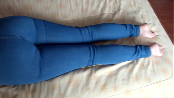 I enjoy my stepmom’s ass. She can’t take it anymore and masturbates in front of me.