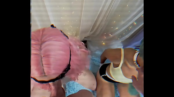 It’s FACEFUCK FRIDAY!!! We’re over here celebrating the only way we know how!!! princessplaytm …