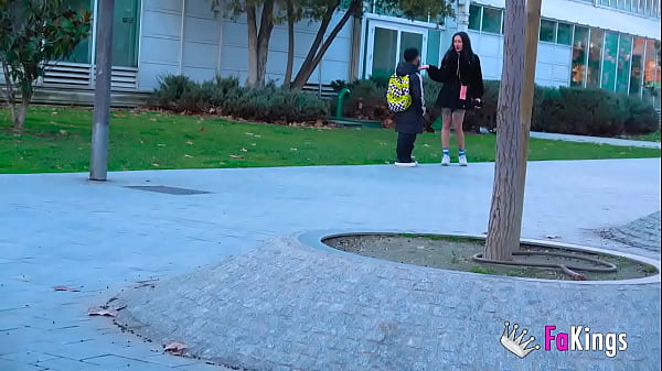 Lara Croft getting wild in the street. Are you Juanjo? I want to fuck today