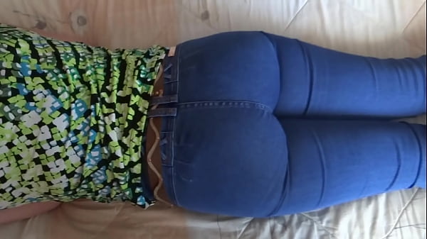 Latina mature shows off her delicious ass with jean and no jean before getting fucked