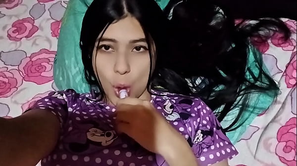 Llevé a la de mi vecina a casa y me la follé en el camino ( CASERO REAL)