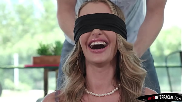 Milf wife gets a surprise that is most definitely a mouthful