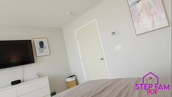 My Big Booty Step Sis Wants To Make A Deal – Khloe Kapri