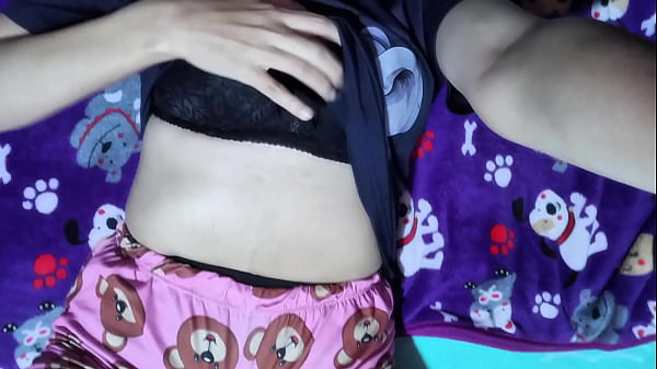 ¿No te encanta cuando las chicas inocentes hablan sucio? ( CASERO REAL)