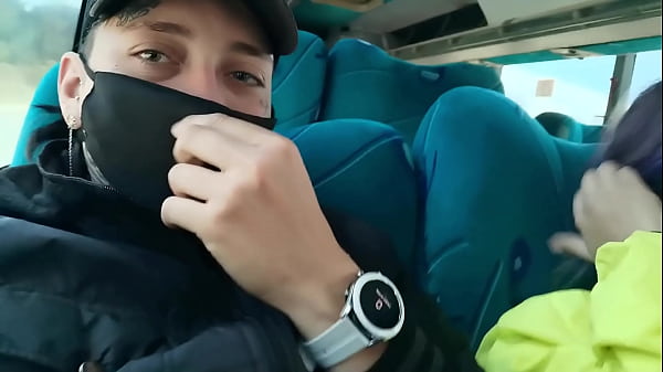 Sexy Latina gives her boyfriend a super blowjob on a public bus traveling between Bogota and Medellin – Bucarasex