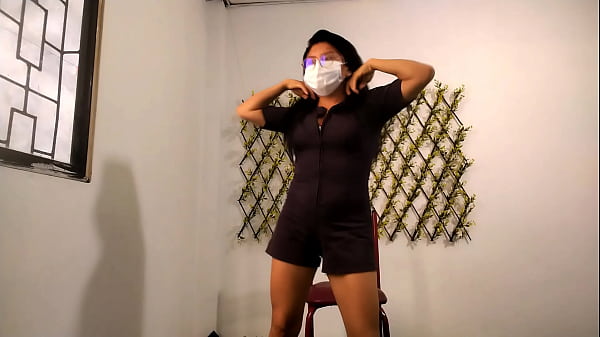 Stepmother opening her ass in close-up for the camera