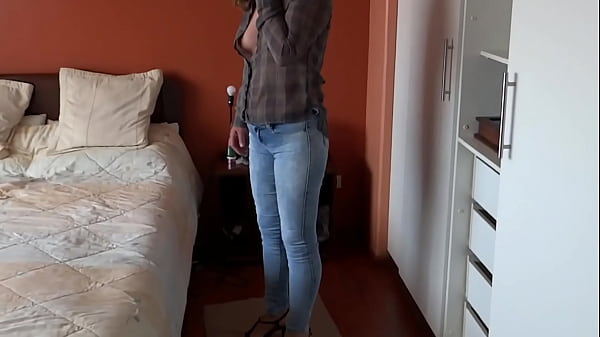 Stepson’s friends jerk off while looking at my ass in jeans, I want to fuck them