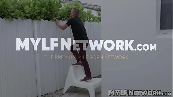 When hot MILF Mysha Mynx is house hunting, she knows exactly how to get the price she is looking for.