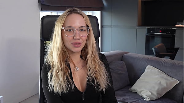 Young couple came to the casting. Bella Mur webcam school.