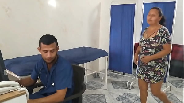 A mi consultorio llego una paciente con un dolor pero nada grabe que una mamada no pueda curar