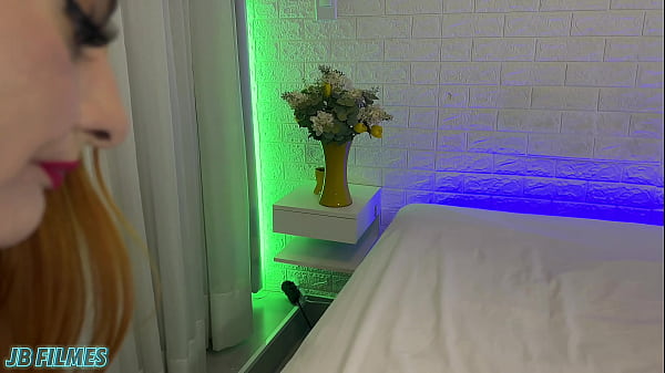 ABRE MEU CÚZINHO QUE EU QUERO ROLA