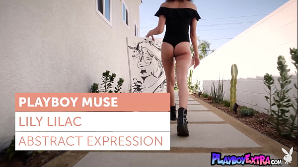 Big boobed nude ebony teen painter Lily Lilac shows what she loves most