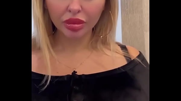 Big natural saggy tits jumping caressing