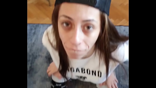 BTS – Candie Cross’s Pre-Production Snack: Quick Blowjob and Cum Swallow Behind the Scenes