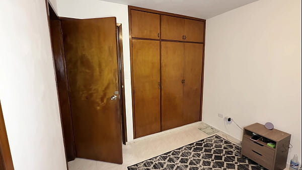 chico llega a follar con su madrastra a escondidas