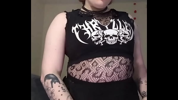 Dancing my clothes off for womanizer cums