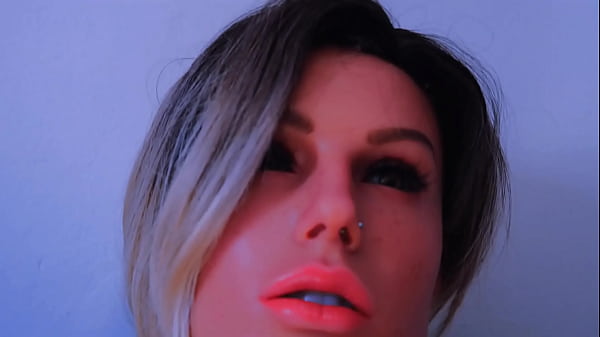 ella m e espera bien sexi para chuparme mi polla