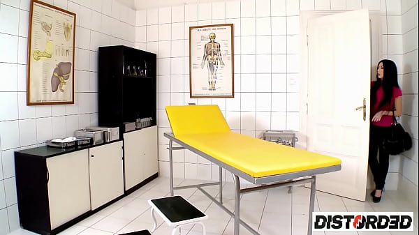 Fist me One More Time, Doc! Lezdom Isabella Clark & Kathia Nobili for Distorded