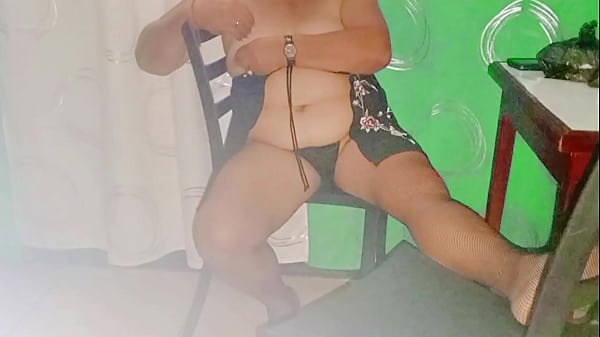 Full video of mature woman in rich lingerie getting fucked