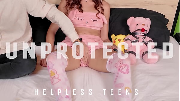 Getting Used Infront of Horny Maid.. Innocent Teen Stepdaughter Tabboo!