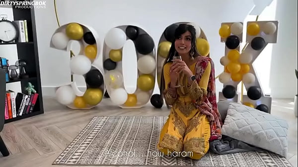 Haram Kuriiiii Celebrating 300k! WATCH the full video on all platforms!! NOW ON SALE ?