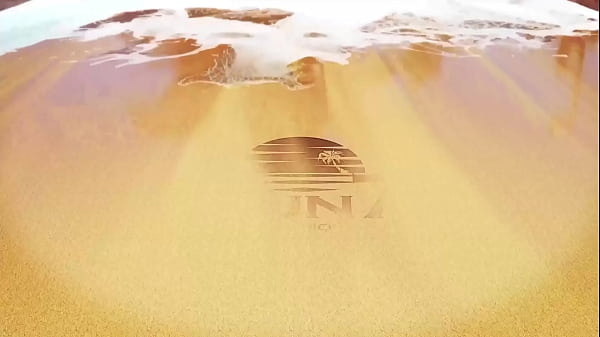 Japonês surpreende com rola gigante e arrombamento anal, grande gape no cuzinho da menina