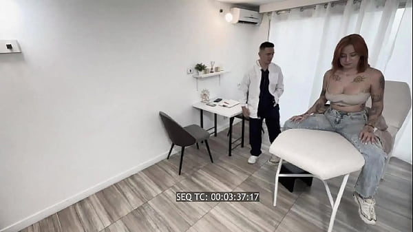 Juan Bustos VOYEUR #03 Caro Gomez & Andres Bottero – Behind the Porn