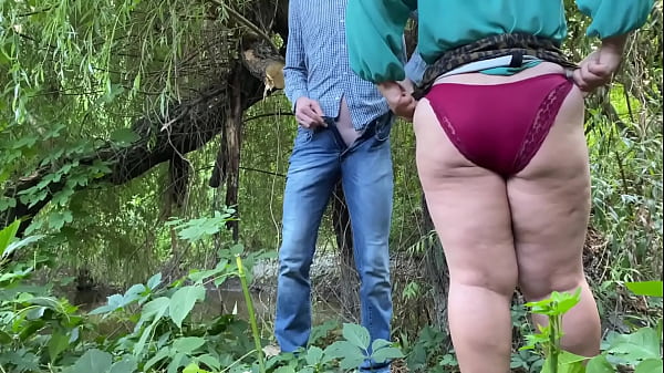 Mature mother in law plunges her fingers into her sweet hole and makes me cum